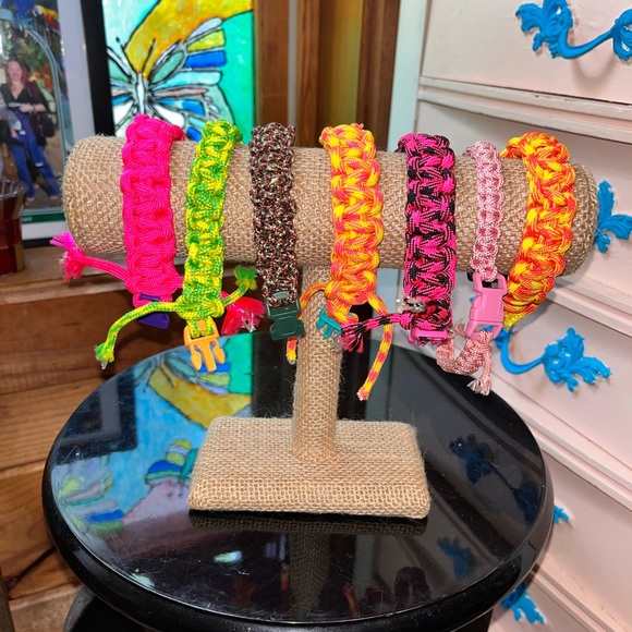 COPY - Coral colored SURVIVAL BRACELET NEW 9.5” - Picture 2 of 5